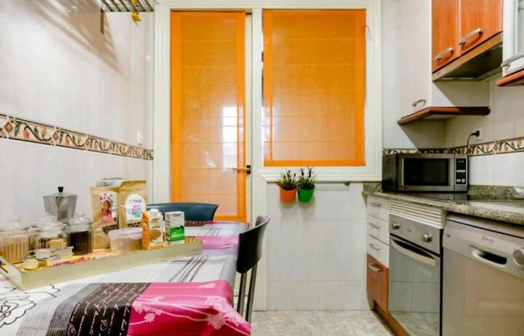 毕尔巴鄂Nuestro Refugio - Casco Viejo Con Wifi Y Parking Gratuito-公寓 0*, 毕尔巴鄂